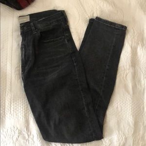 Everlane black skinny jeans